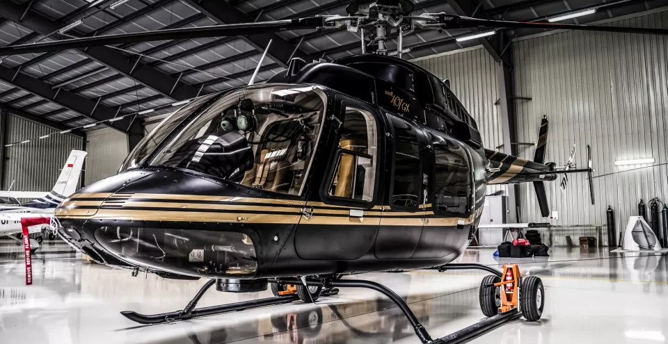 Bell 407 Gxi czarny.jpg