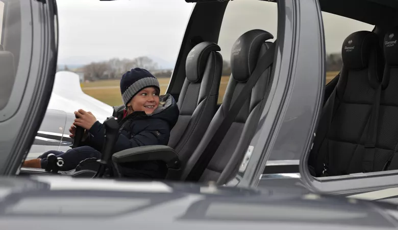 csm_DA62_Highlights-4_Safety_Bild_0_Teaser_3f322b823e.jpg
