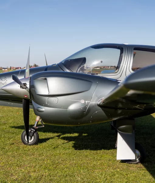 Societe De Construction D'Avions De Tourisme Et D'Affaires 48. Socata TB10, photo 7