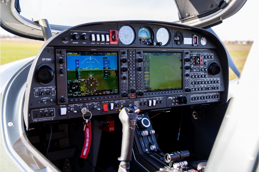 1z3 da42-vi.png [667.92 KB].