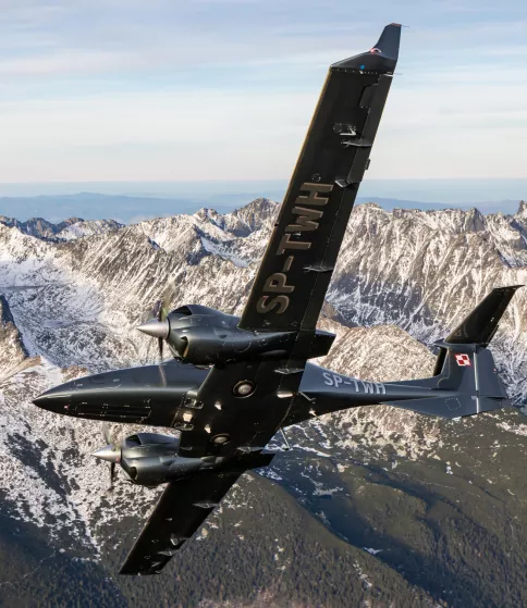 Societe De Construction D'Avions De Tourisme Et D'Affaires 48. Socata TB10, photo 3