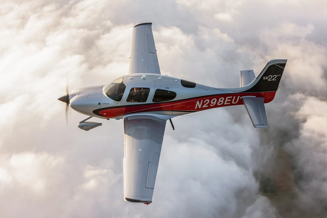 Cirrus-7012-Edit.jpg