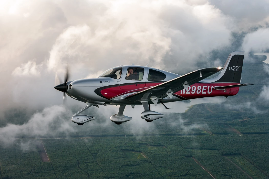 Cirrus-6879-Edit.jpg