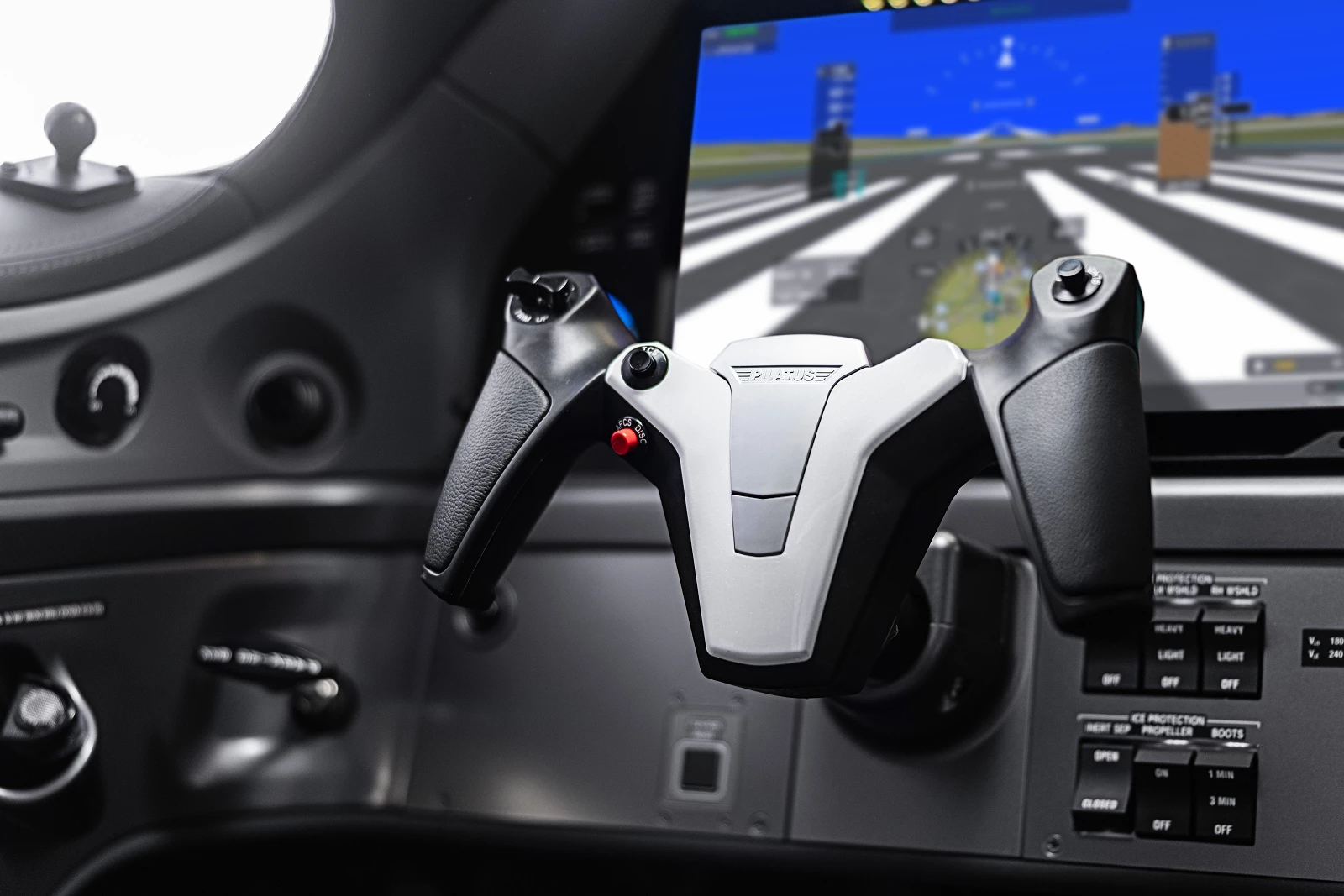 PC-12 PRO Yoke III.jpg