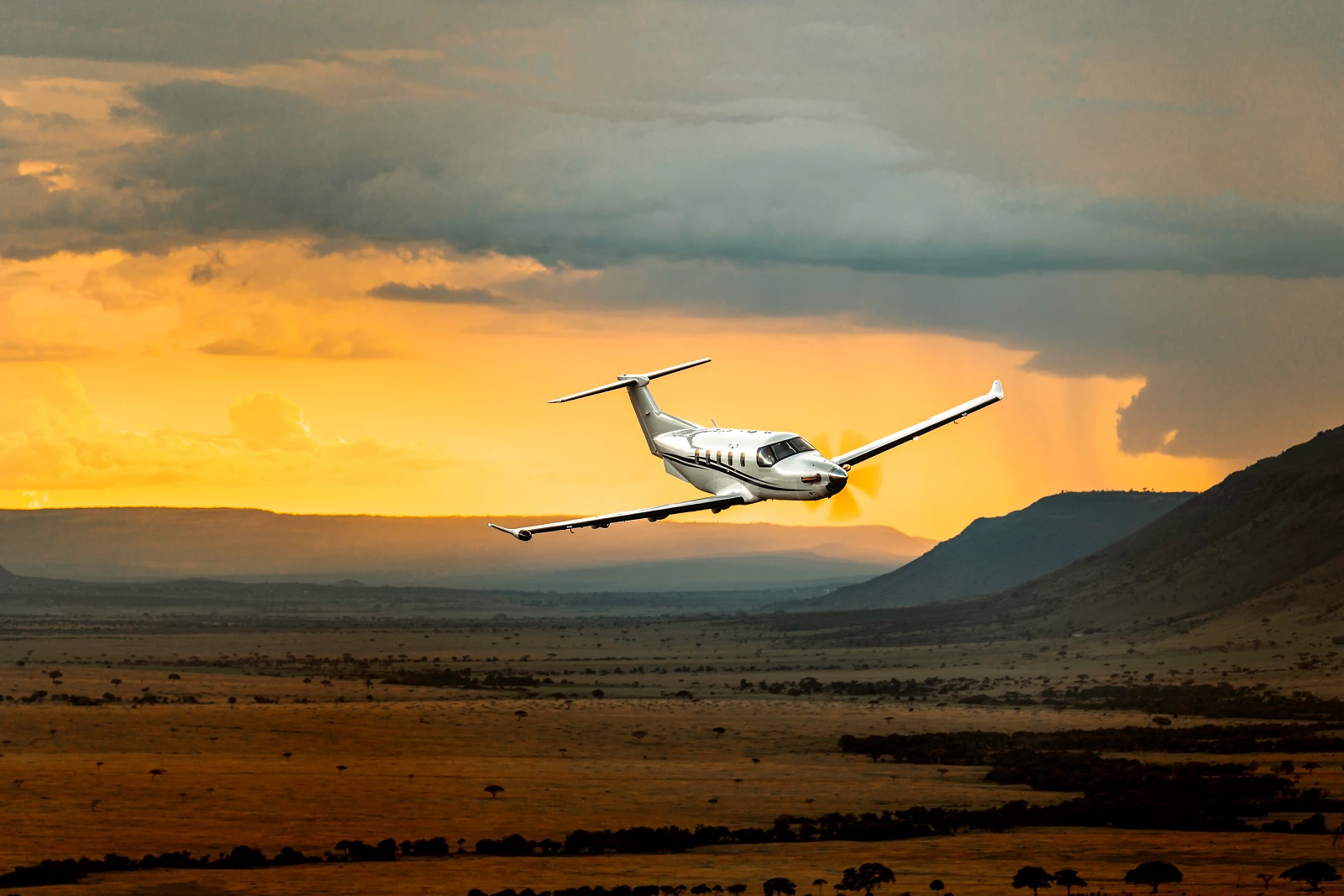 PC-12 PRO Sunset.jpg