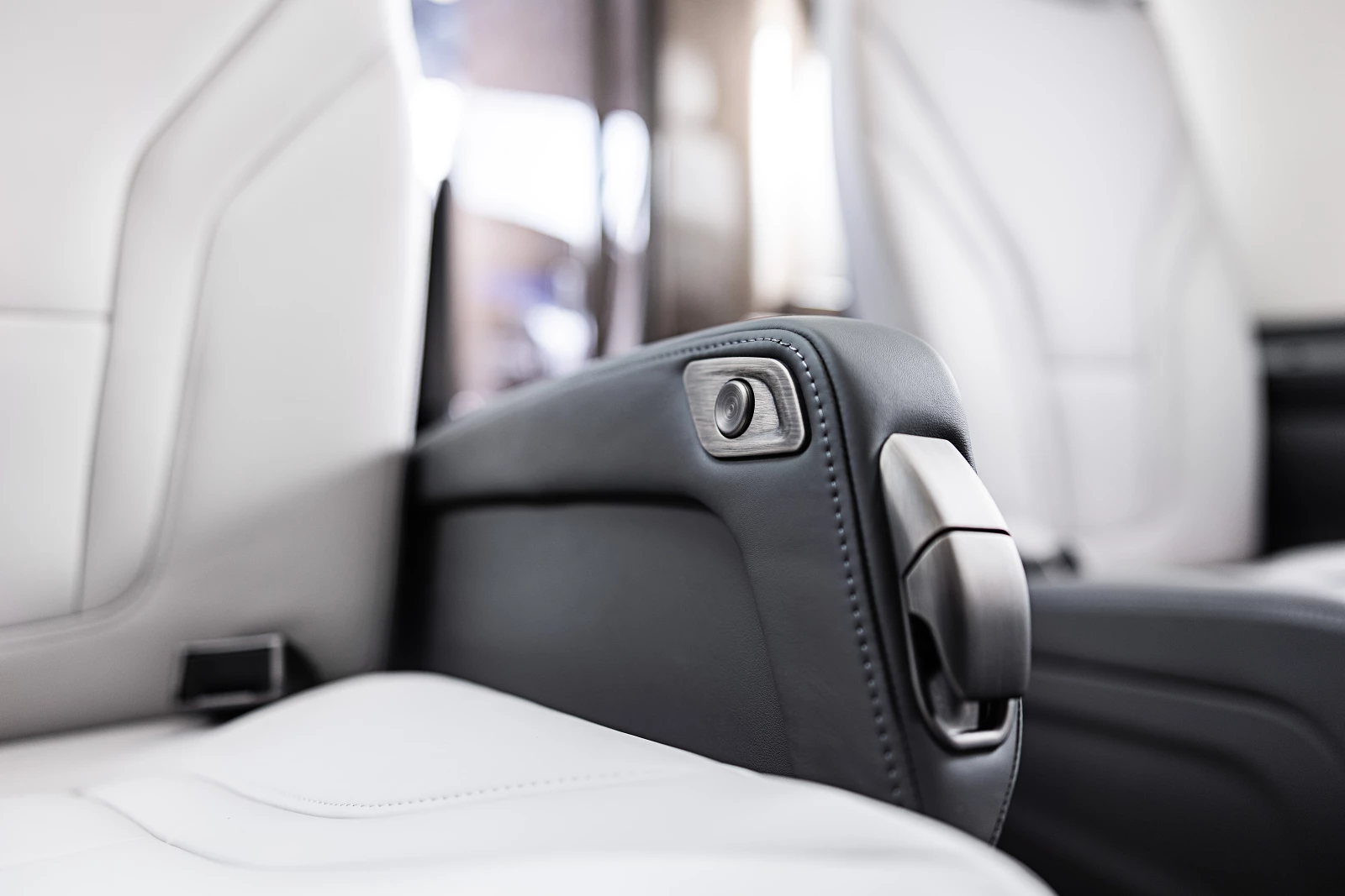 PC-12 PRO Cabin Feature IIII.jpg