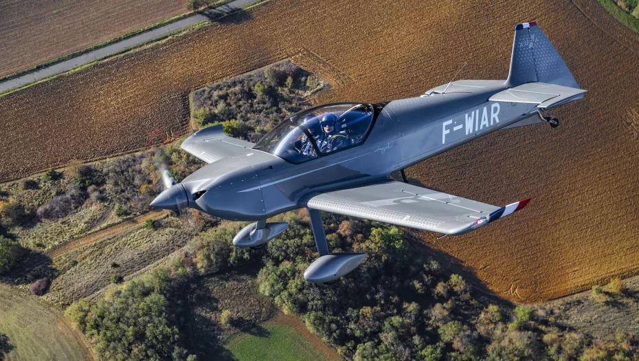 INTEGRAL R - 5.JPG