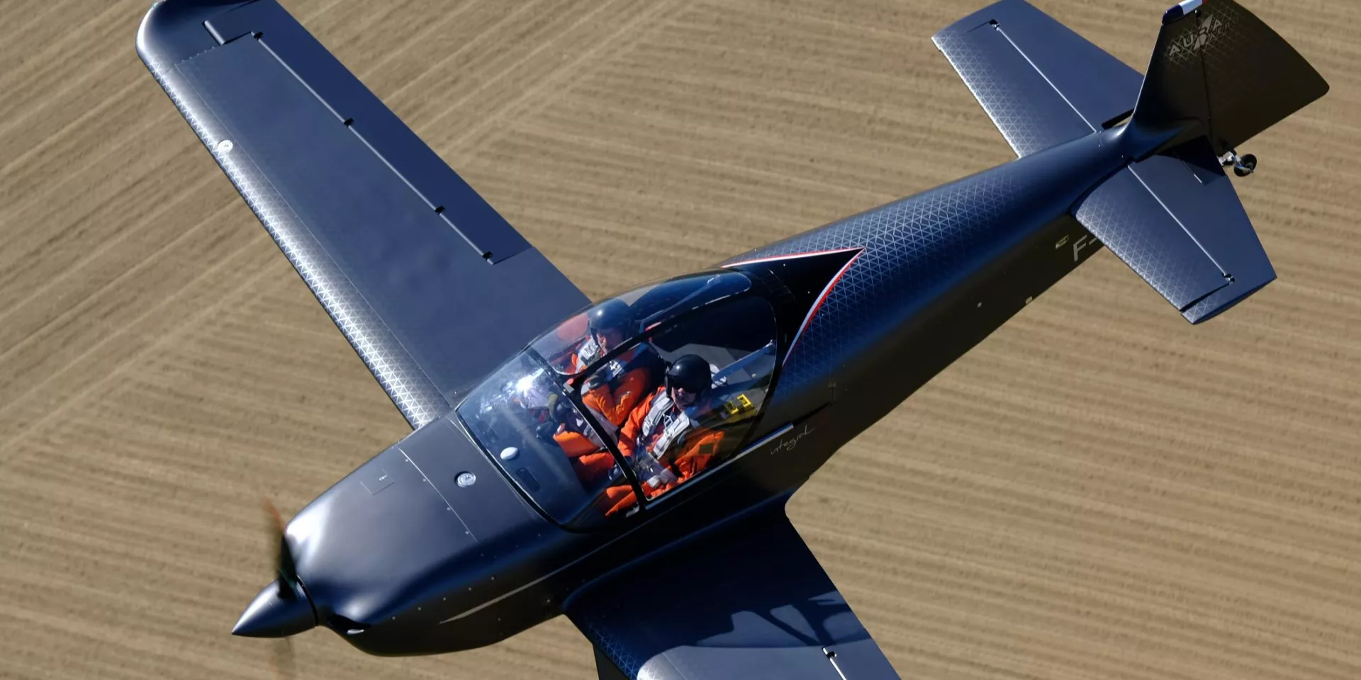 INTEGRAL-R-1.jpg