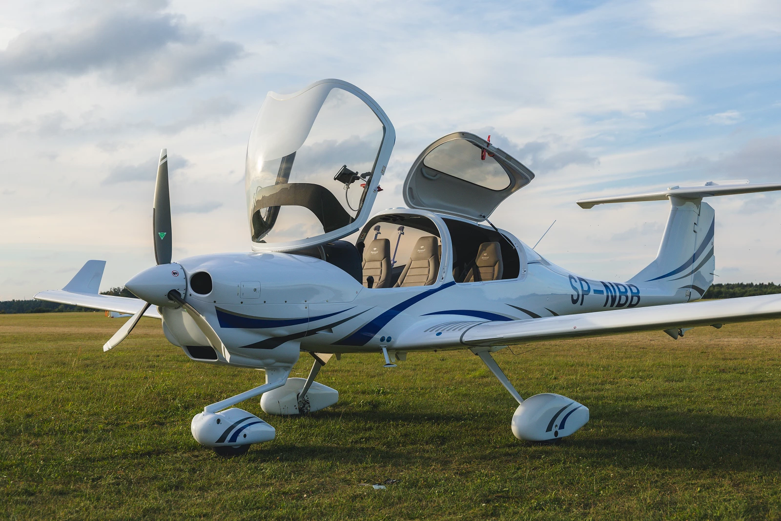 Diamond DA-40 NG SP-NBB _ JB x @ignvtowski  _ 00115.jpg