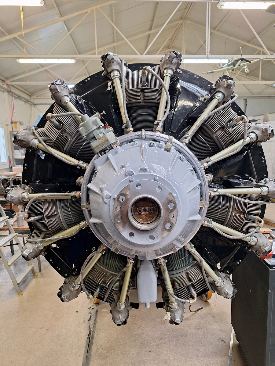 Deflektory silnikowe wyremontowane (częściowo wykonane od nowa) zamontowane na gotowo.jpg