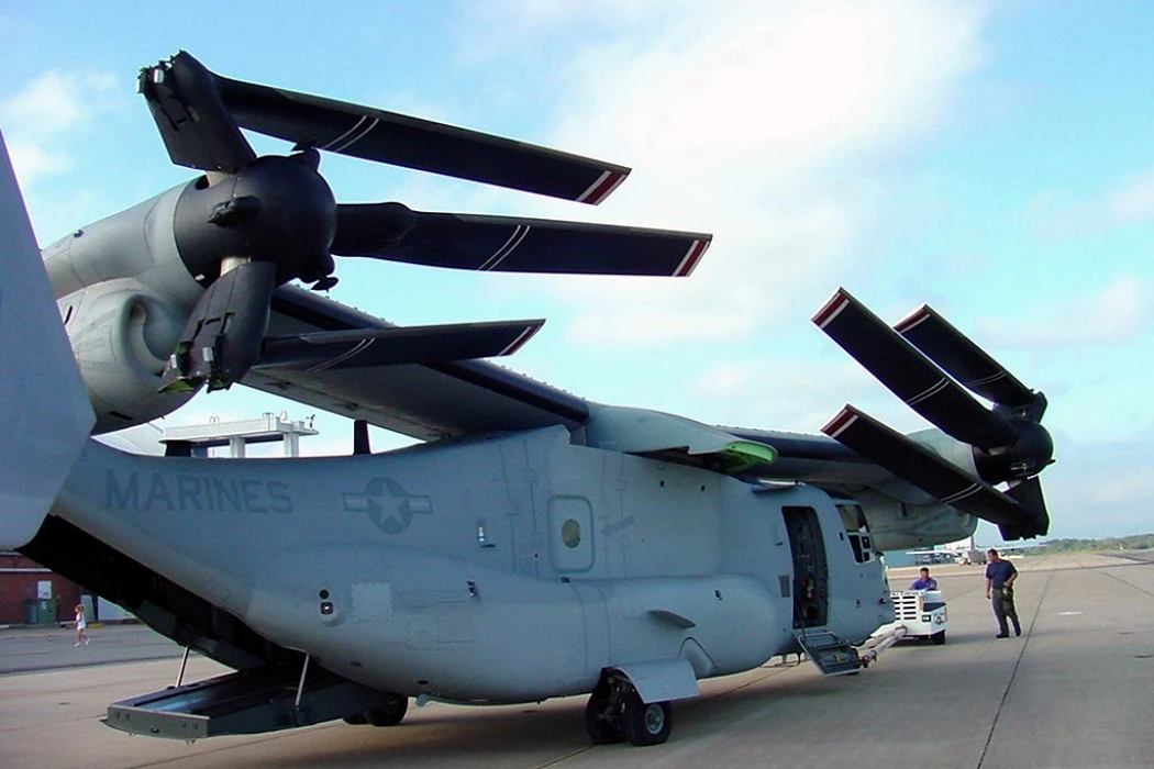 Bell Boeing V-22 Osprey6.jpg