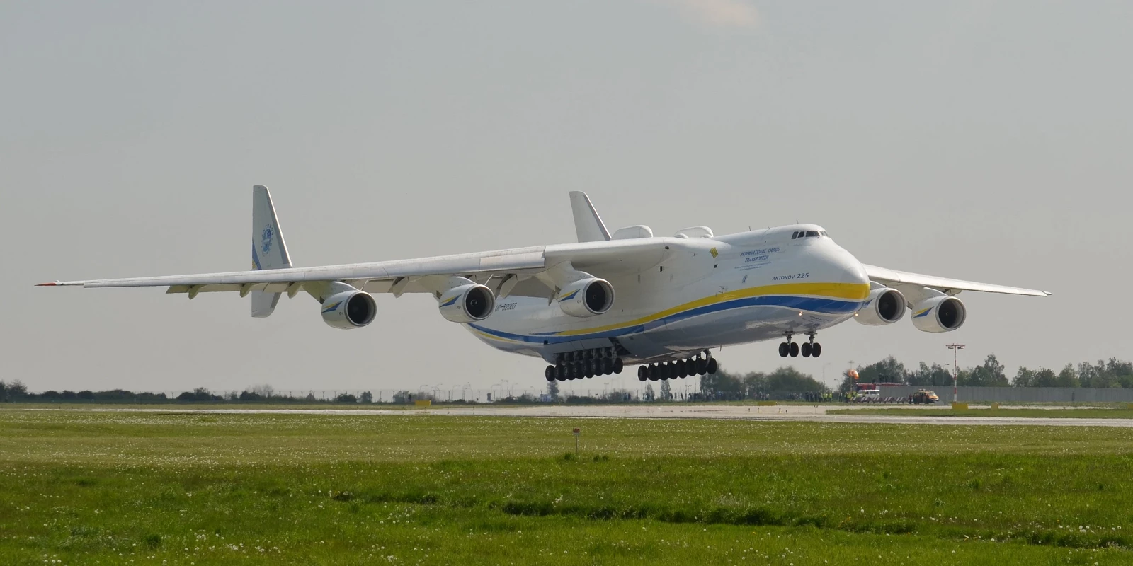 valdazf-airport-3167879.jpg
